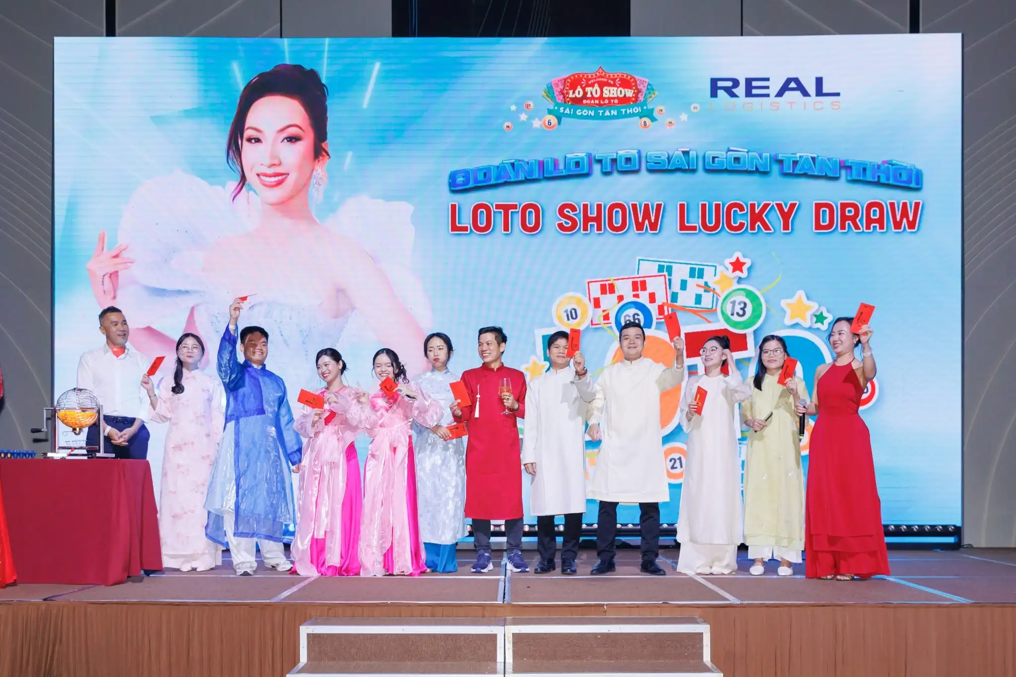 year end party 2025 sum vay yeu thuong 19webp