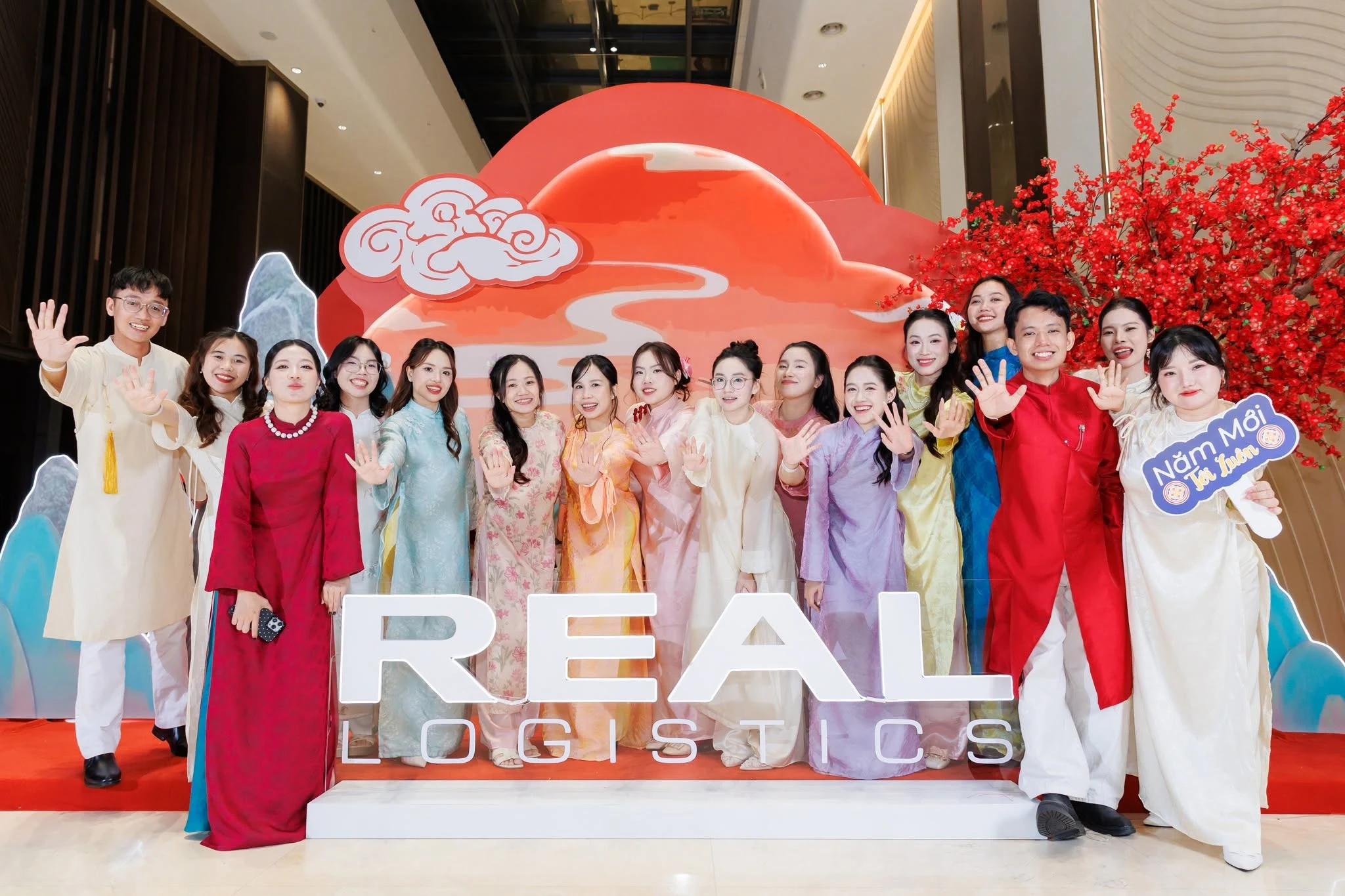 year end party 2025 sum vay yeu thuong 23webp