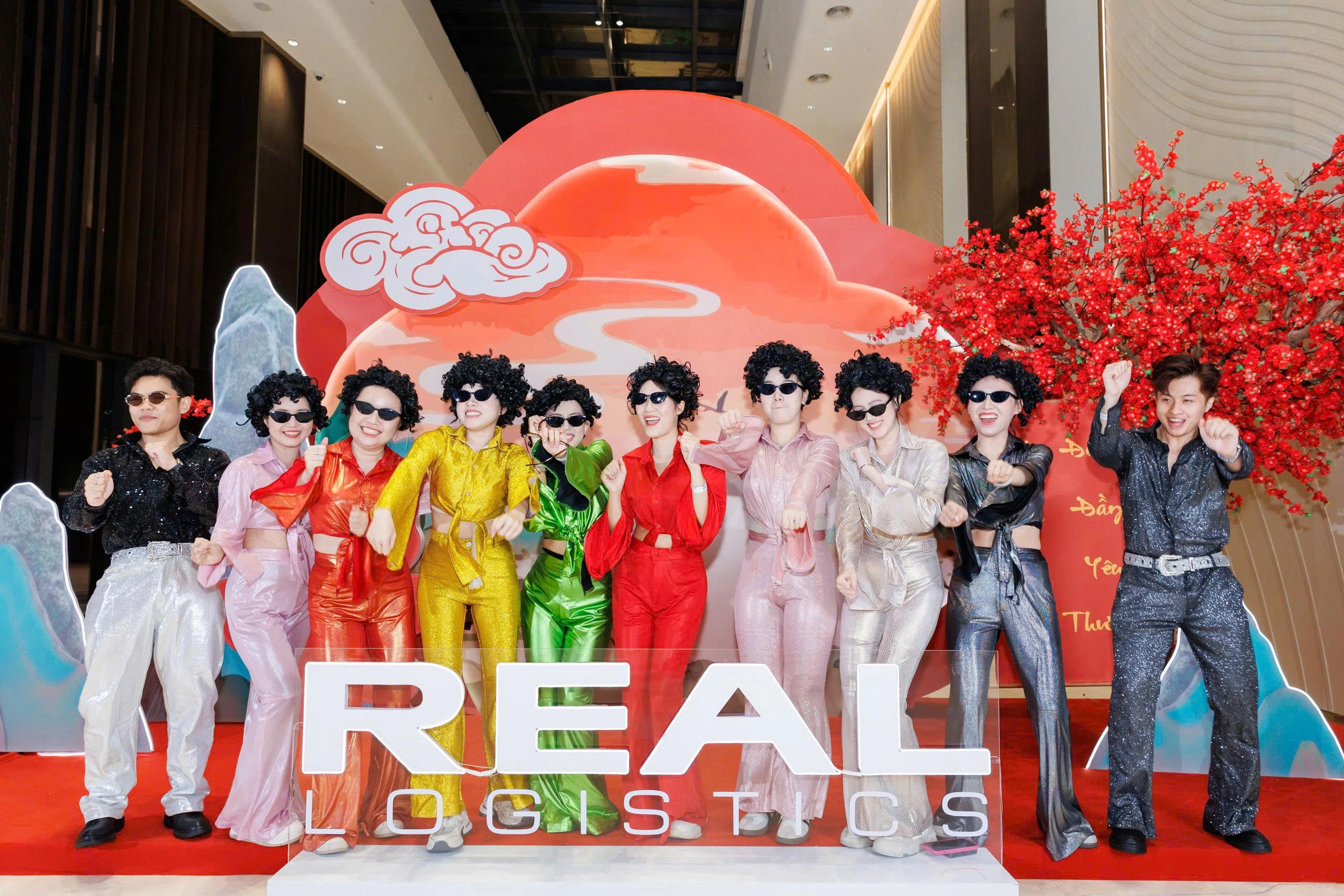 year end party 2025 sum vay yeu thuong 27webp